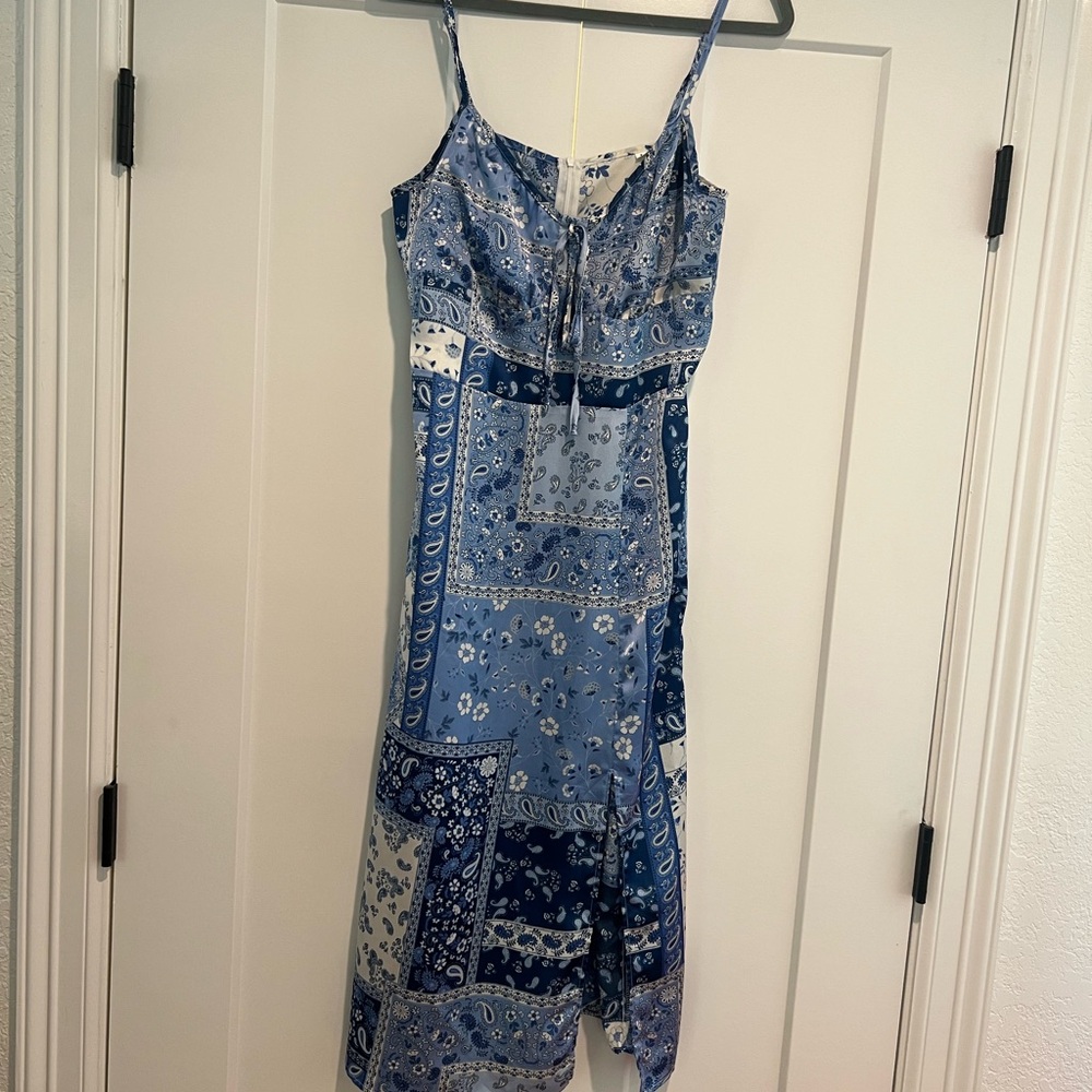 Elegant Blue Patterned Women's Dress